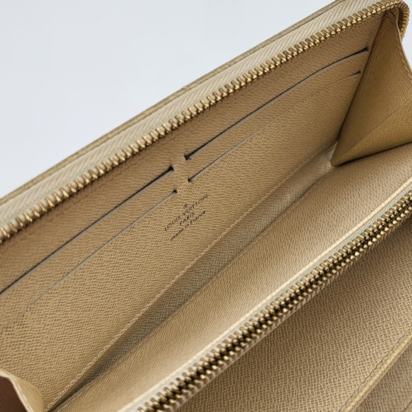 Louis Vuitton Damier Azur Zippy Long Wallet. Authentic.... - Picture 9 of 14